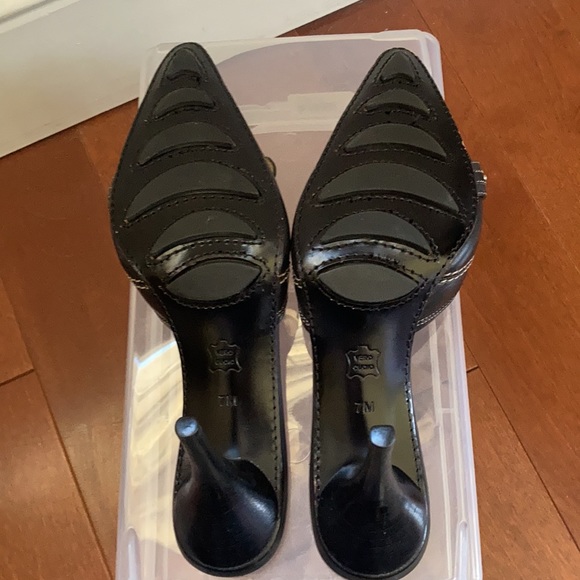 Michael Kors slides - Picture 3 of 12